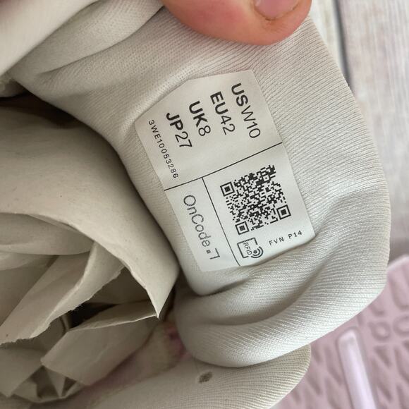 On Cloudtilt Women's Sz 10 Running Shoe Ivory Orchid - Picture 9 of 9